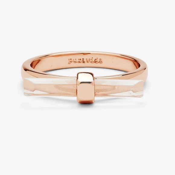 Pura Vida Jewelry - NWT PuraVida Luna Quartz Ring in size 6